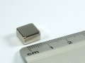Неодимовый магнит средний квадрат 10х10х5 мм - Ni